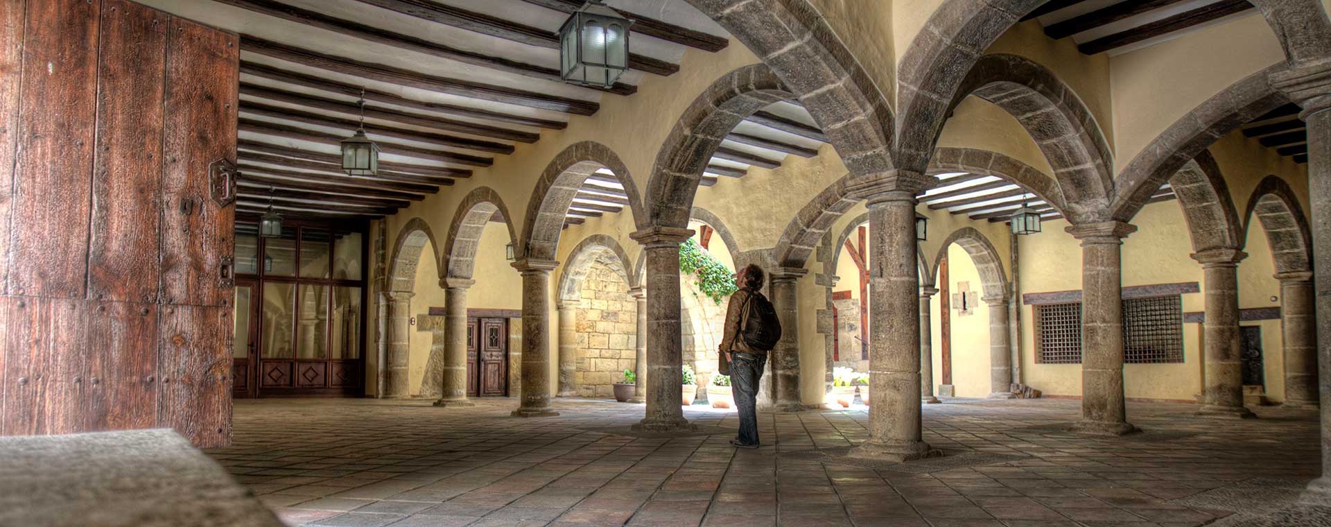 Una de las más monumentales y bellas localidades de Aragón